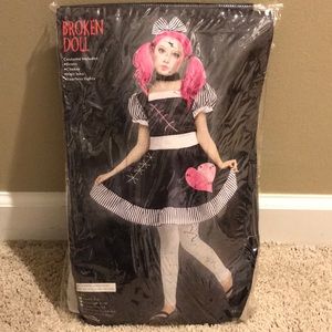 Halloween Costume-Broken Doll